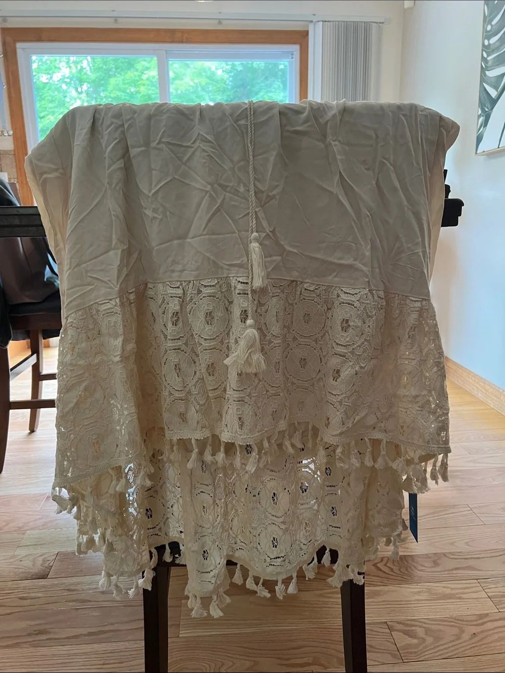 Women’s Cream Strapless Dress with Lace Hem